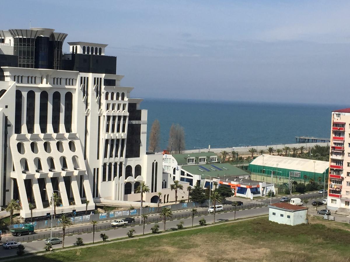 Orbi Plaza David Apt. Apartment Batumi Luaran gambar
